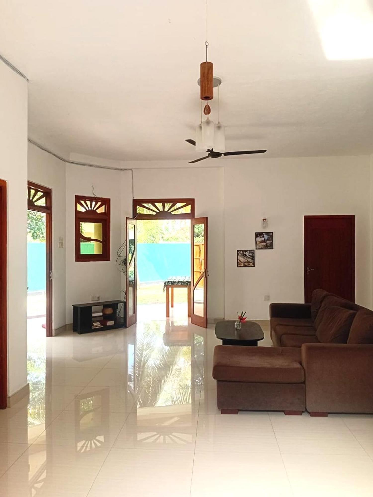 Guesthouse Dilush Beruwala Exterior photo